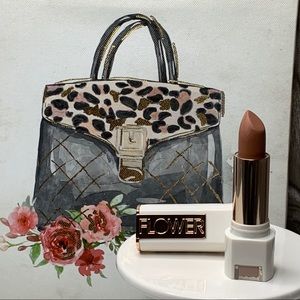Flower Beauty Set Me Freesia Luxury Lipstick